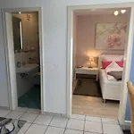 Baden-chalet Schwarzwald Und Wein 아파트